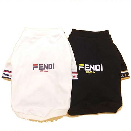 Fendi シグネチャー ワンちゃん服 犬Tシャツ ブラック ホワイト