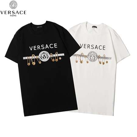 Versace 英字プリントTシャツ