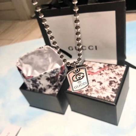 Gucci GGマークネックレス