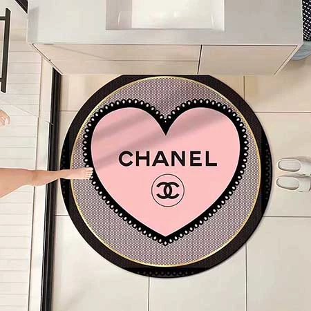 円形 chanel カーペット