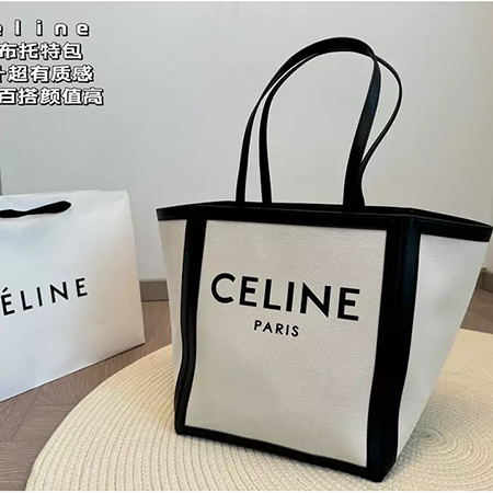 CELINEトートバッグ レザー