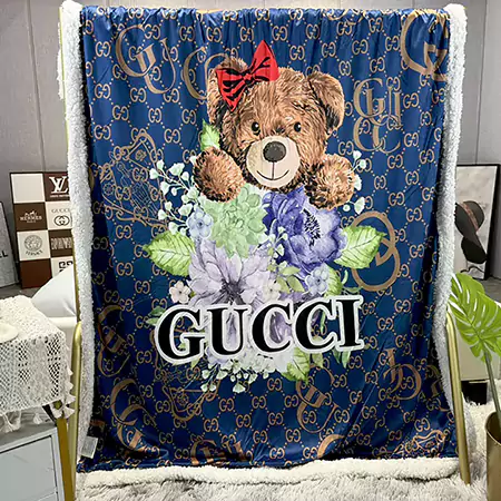 Gucci 寝具 ブランケット