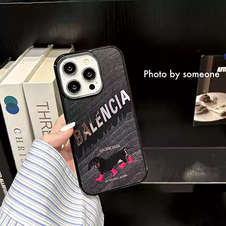 balenciaga iphone16ケース 犬 狗柄