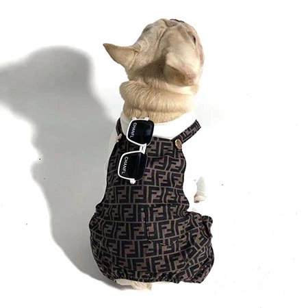 犬服fendi