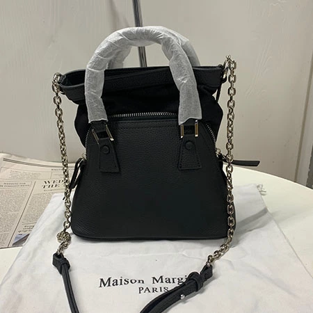 メゾンマルジェラ Maison Margiela ショルダーバッグ レディース クリスマスプレゼント