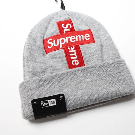 ニット帽 supreme