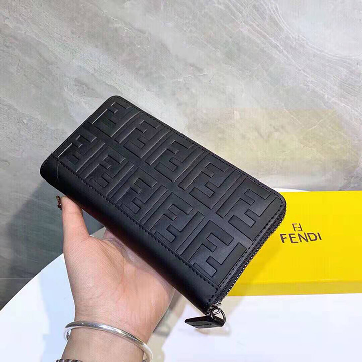 Fendi 長財布