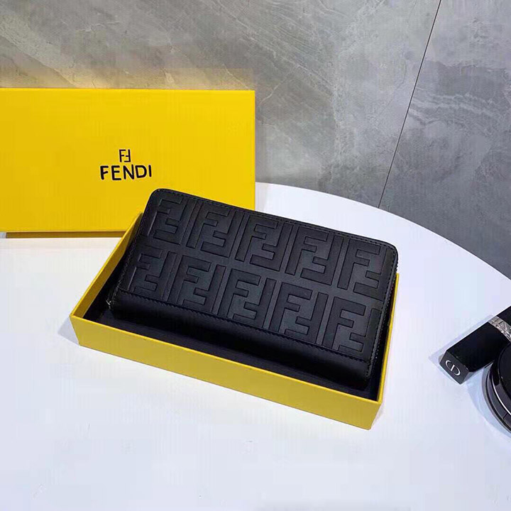 クラッチバッグ fendi