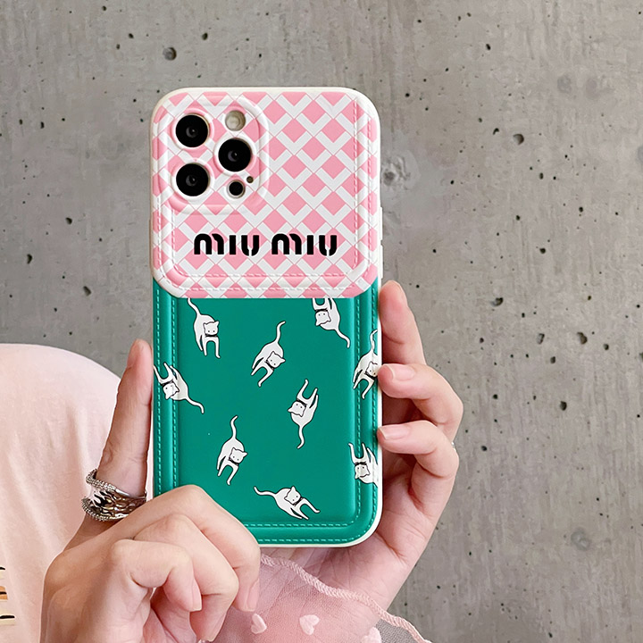 アイフォン 14 pro スマホケースmiumiu 字母プリント