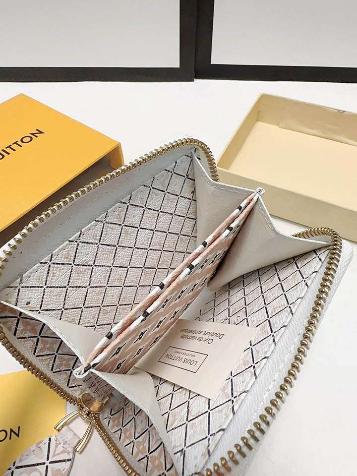 Vuitton コインケース