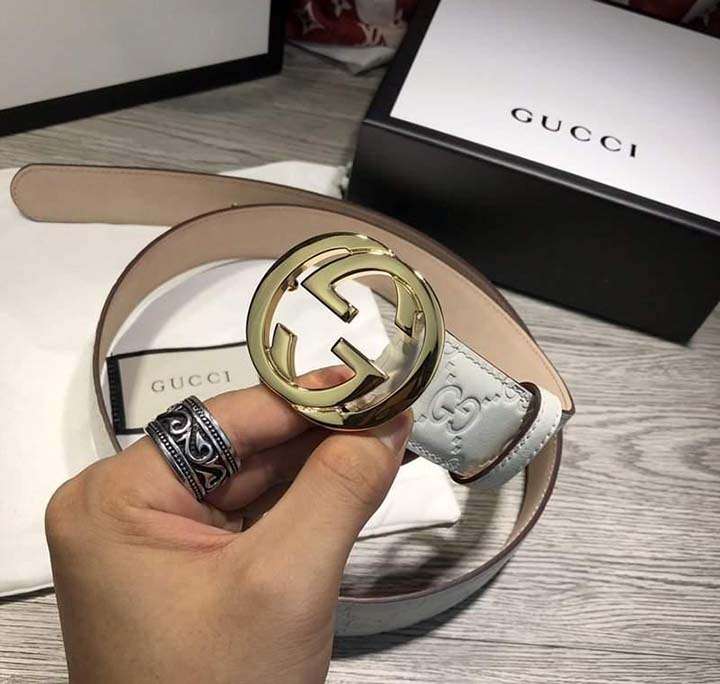 gucci レザー ベルト