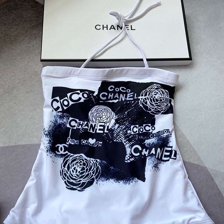 Chanel 女子高校生 三角水着