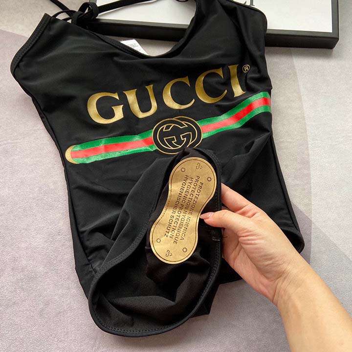 GUCCIタンクトップ 水着