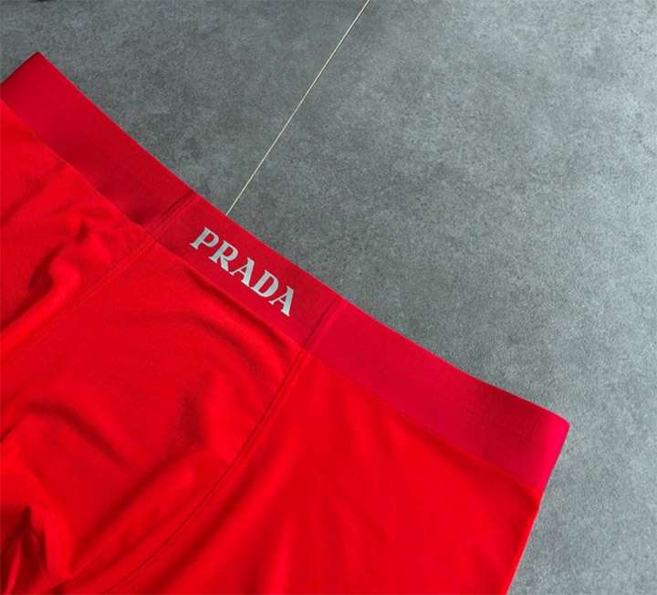 prada メンズパンツおしゃれ