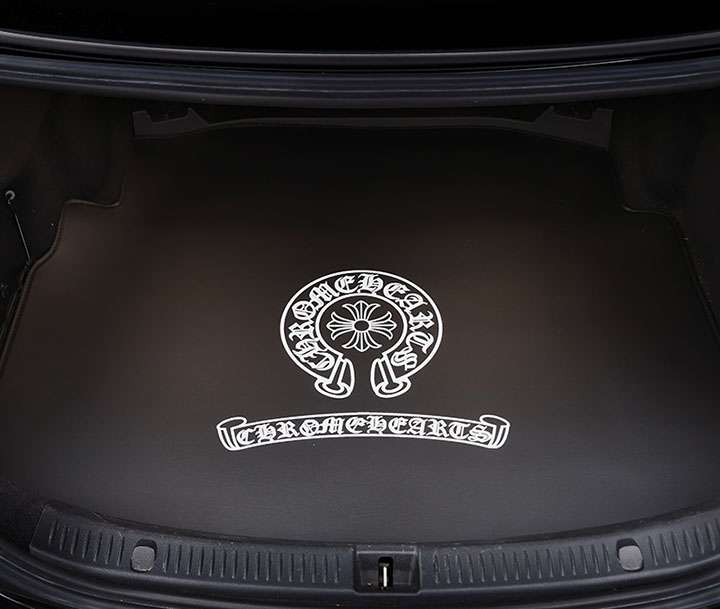 chrome hearts 車 マット