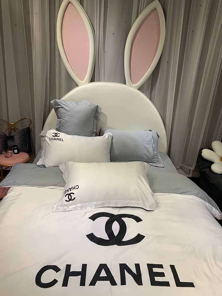 CHANEL 寝具 ホワイト