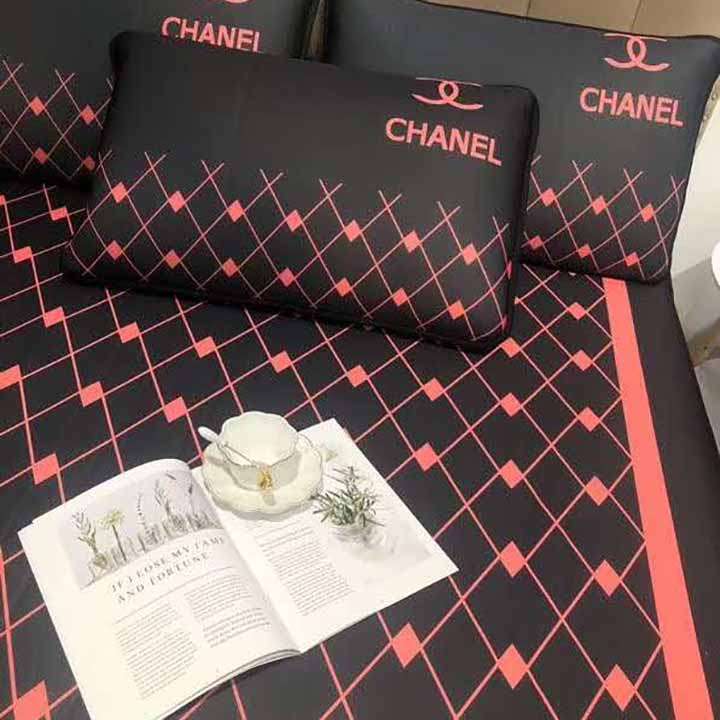 Chanel 敷きパッド 接触冷感