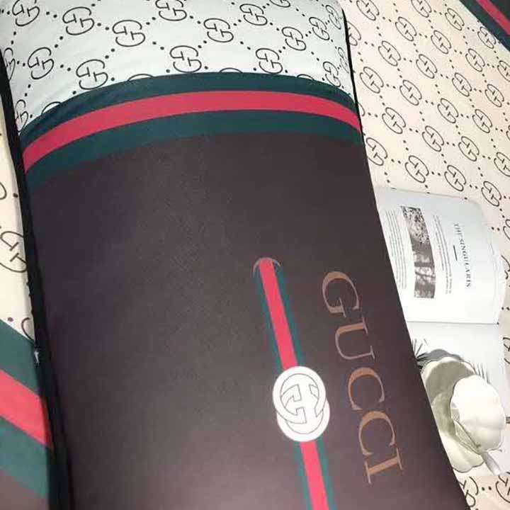 Gucci 敷きパッド 接触冷感