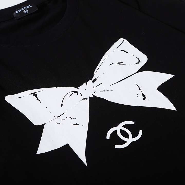 CHANEL Tシャツ 蝶结び