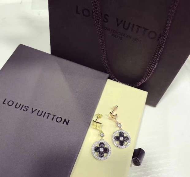 Louis Vuitton 耳飾り 四叶の草 ホワイト