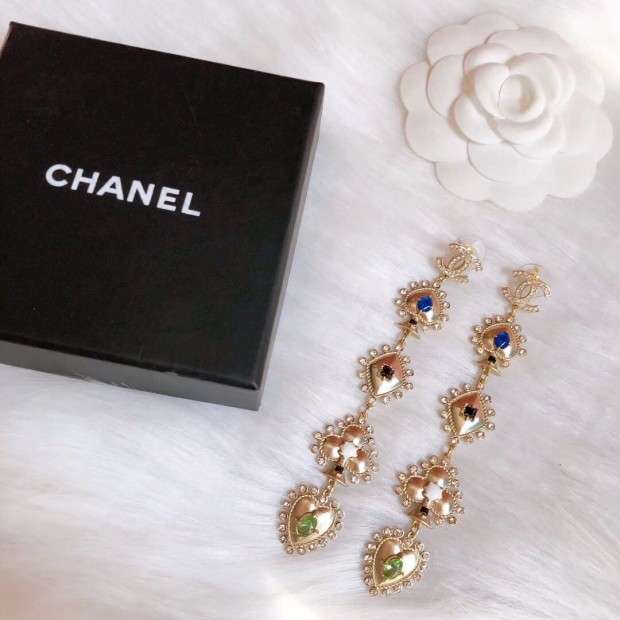 CHANEL フラワー 宮廷風 タッセルイアリング