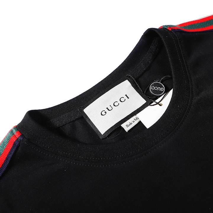 gucci ブラック Tシャツ ホワイト