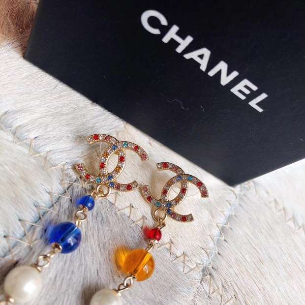 タッセル 耳飾り chanel新発売