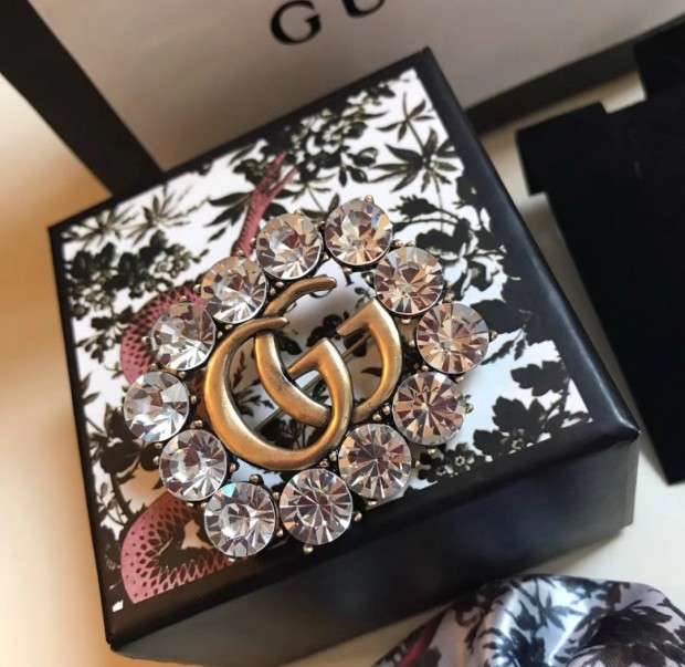 GUCCI コサージュ