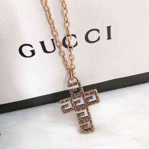 GUCCI ペンダント