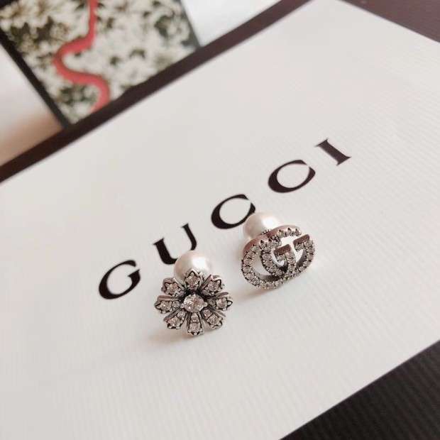 Gucci ピアス