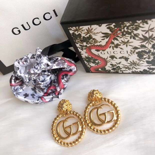 GUCCI カッコイイ レディース アクセサリー