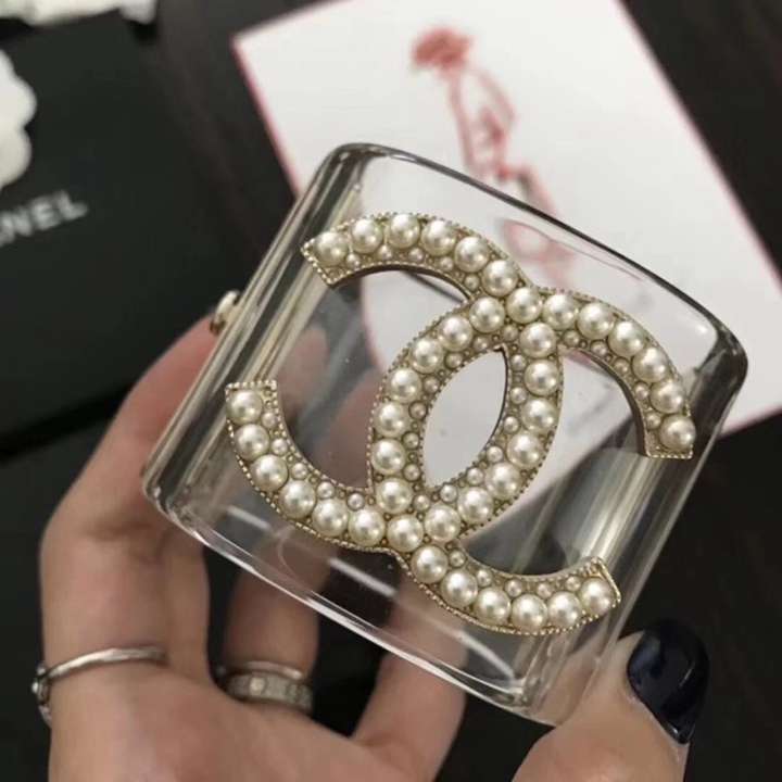 Chanel 手飾り