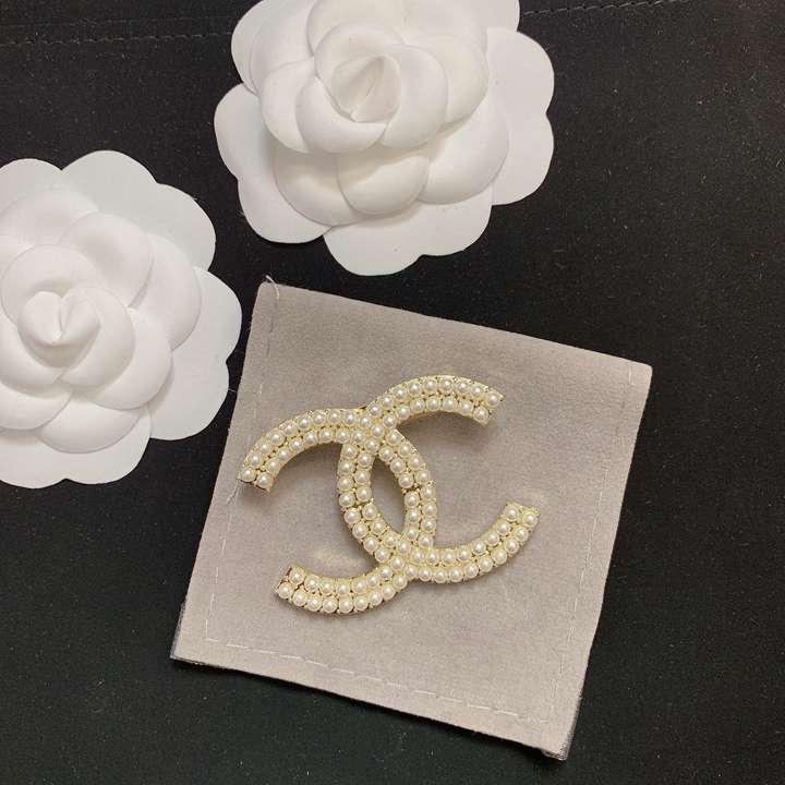 chanel brooch