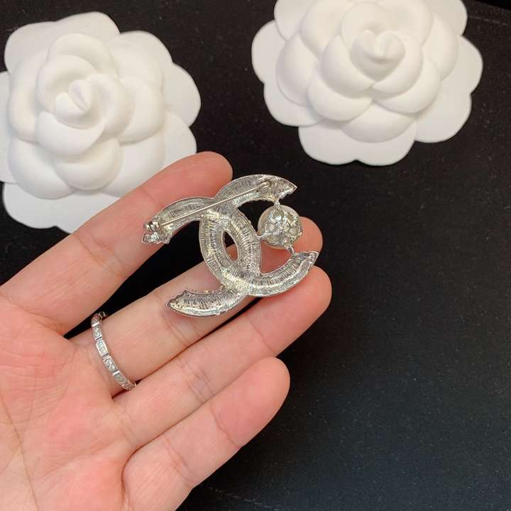 chanel brooch