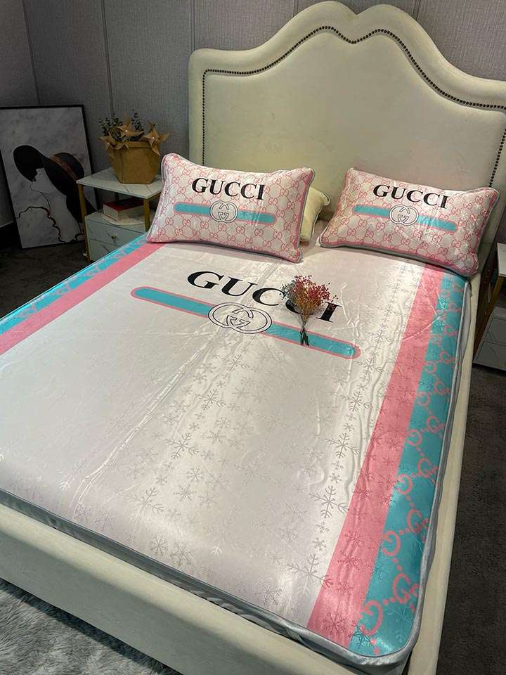 gucci ベッド笠