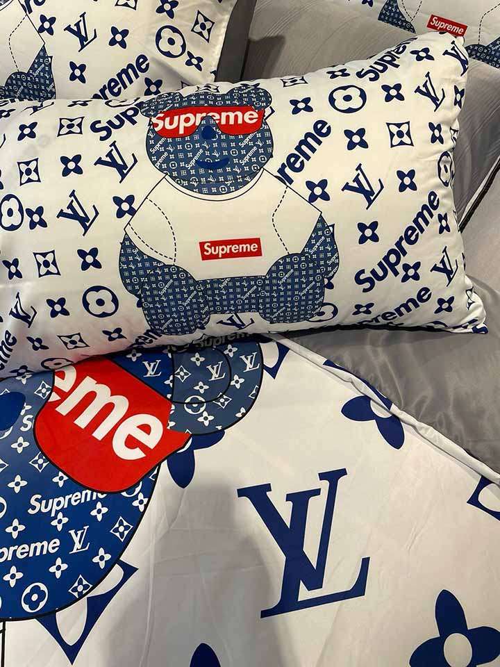 Supreme LVコラボ 布団カバー