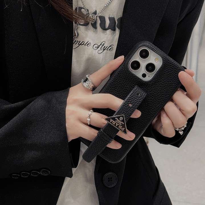 Prada iphone15 pro maxケース 皮製