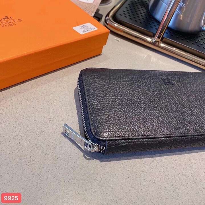 hermes  ファスナー ウォレットブラック