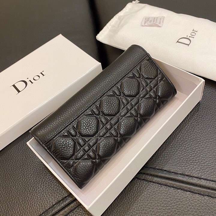 長財布 ゴージャス Dior