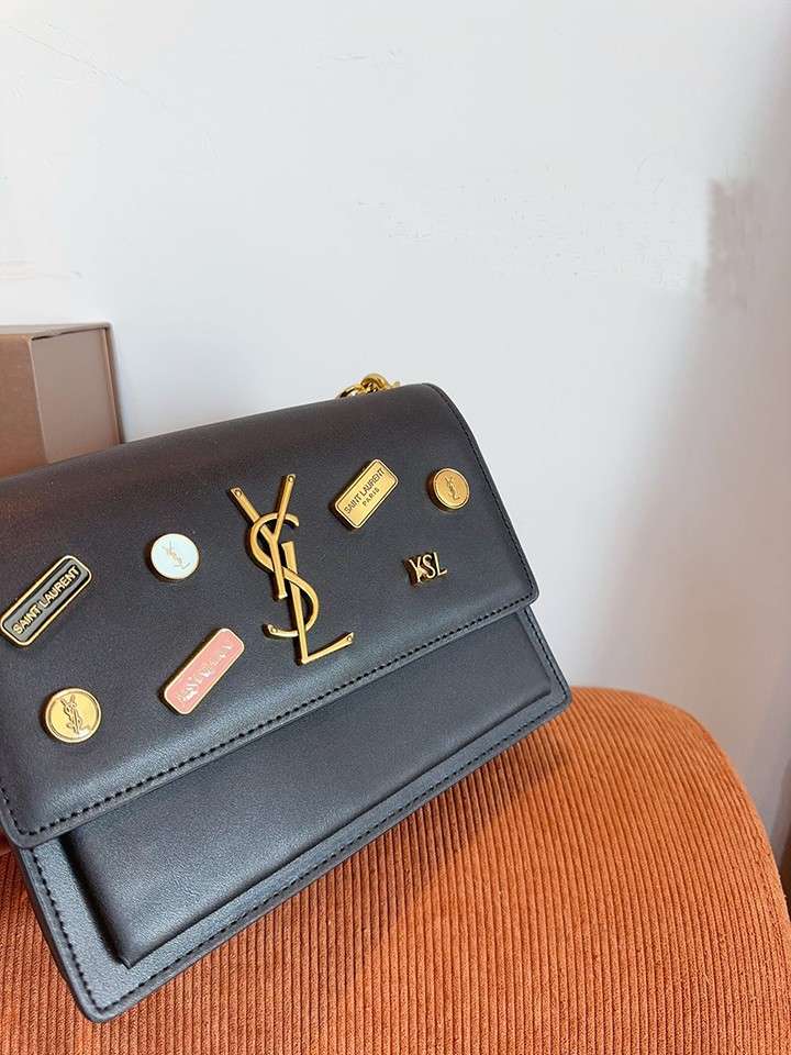 YSL ロゴ バッグ ブラック