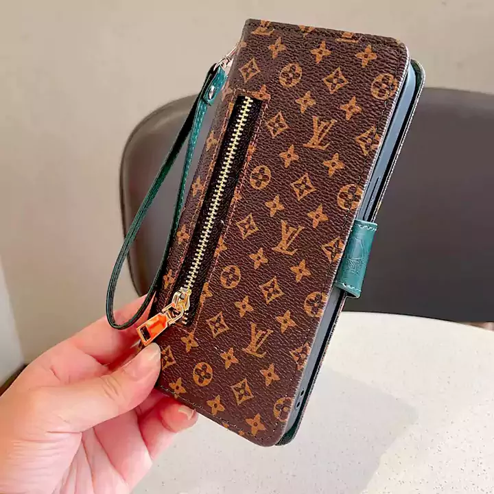 LOUIS VUITTON iphone16 proカードケース