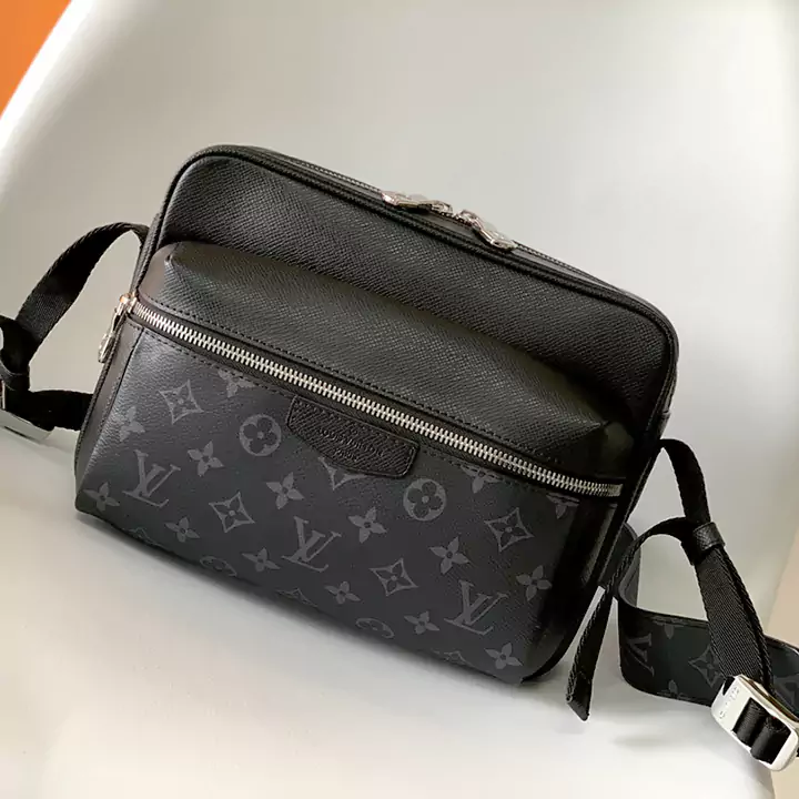 lv  ショルダーバッグ サイズ