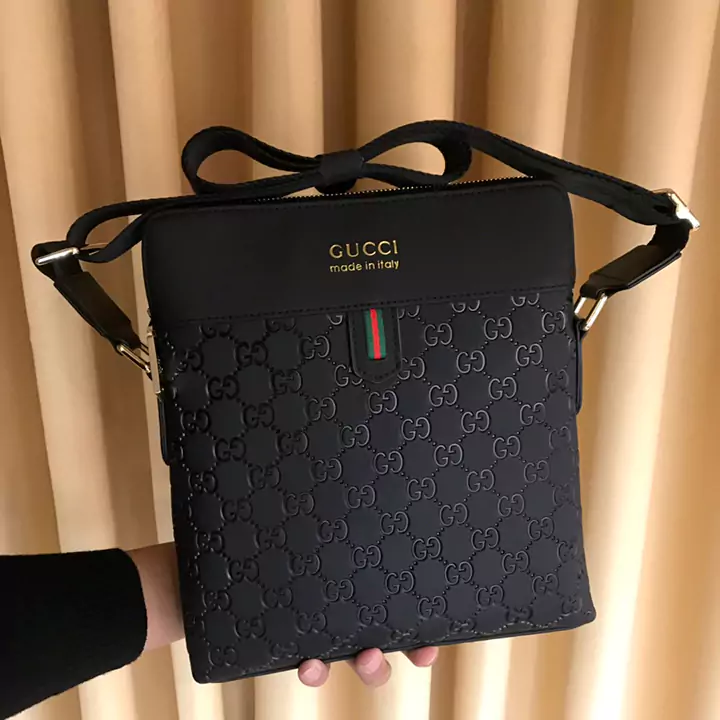 Gucci メンズ バッグ