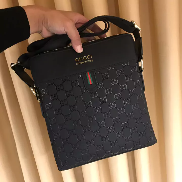 Gucci バッグ ブラック