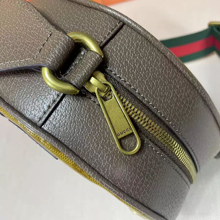 GUCCI adidas スモール 斜め掛けバッグ