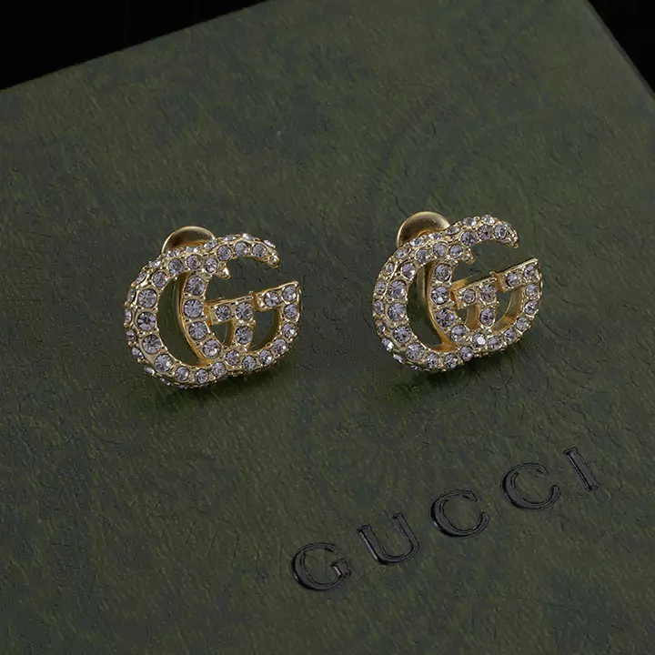 GUCCI スタッド ピアス