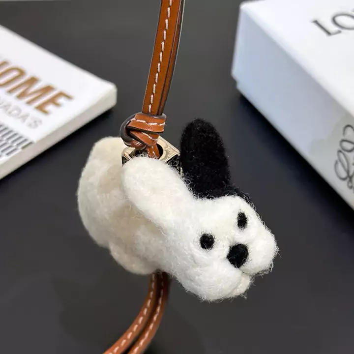 loewe バッグ 犬飾