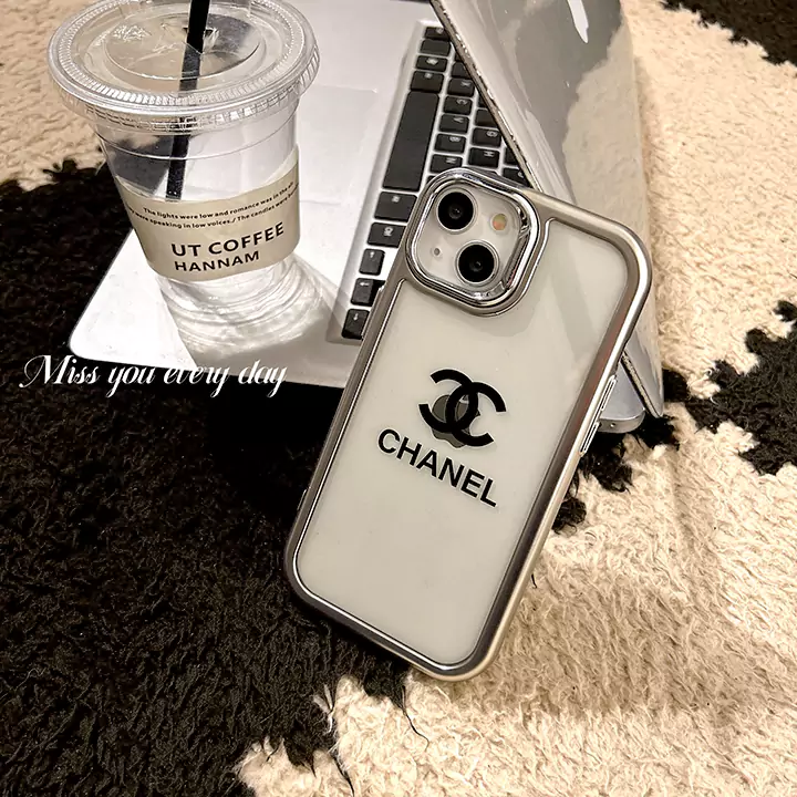 美しい iphone15ケース chanel