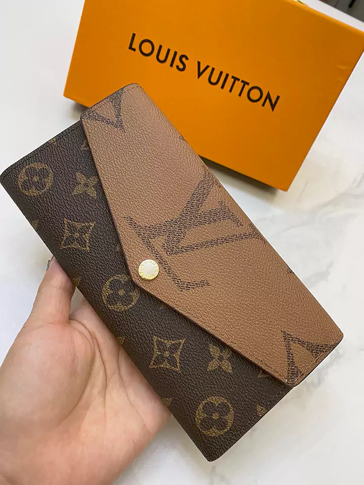 LV ファスナー ウォレット