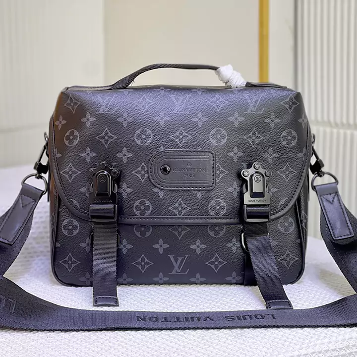 LV ショルダーバッグ メンズ